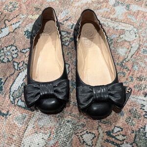 Tory Burch Black Leather Flats with Bow